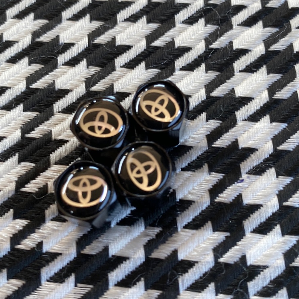 valve stem cap covers
